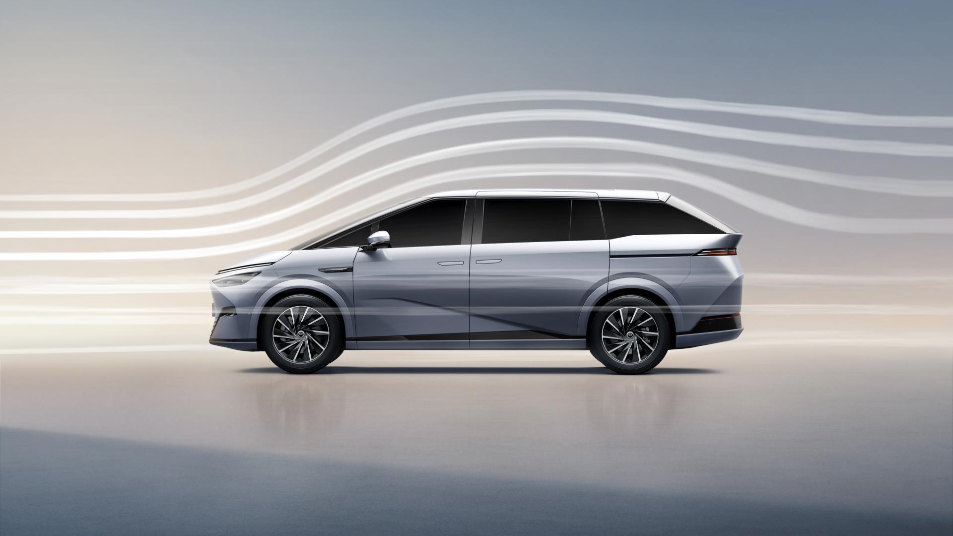 XPENG X9 aerodynamic exterior detail preview